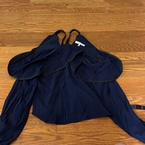 Alexis Women’s Navy Top Size Medium